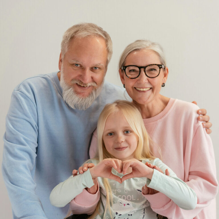 pexels-mikhail-nilov-8317701-2